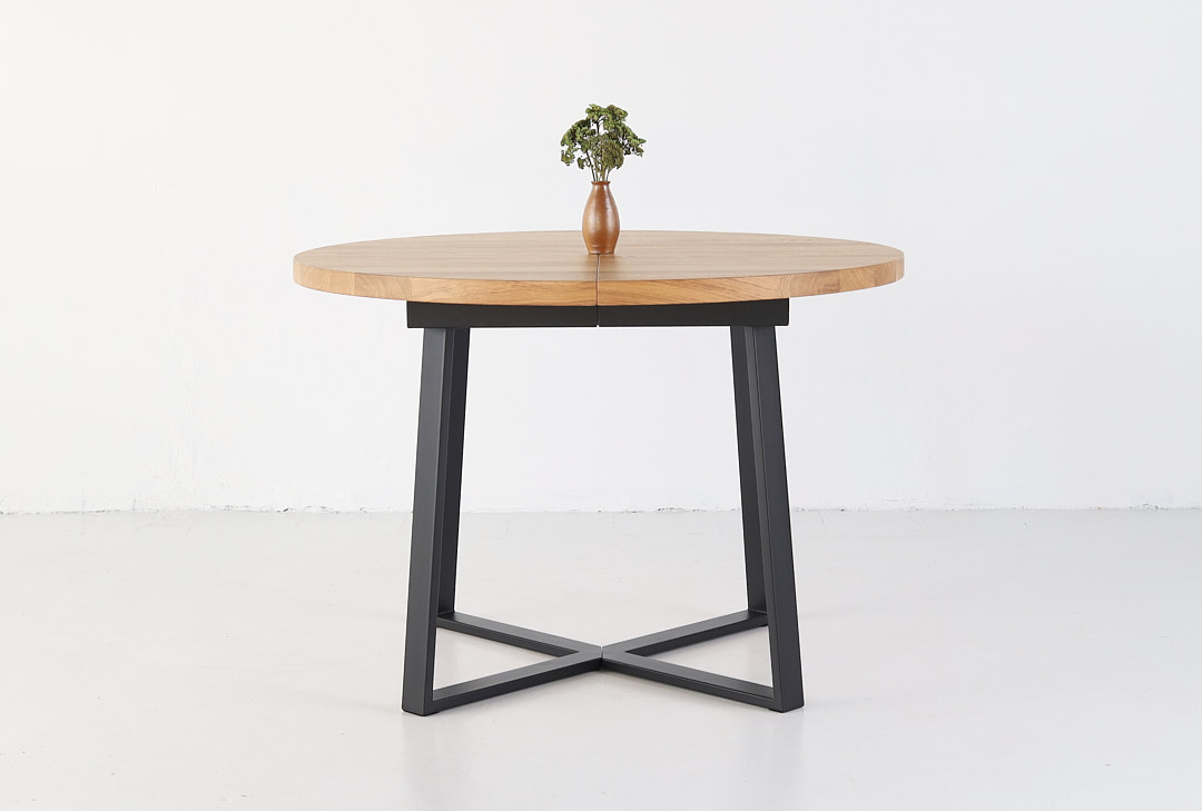 Stół okrągły rozkładany na firmę, industrialny okrągły stół drewniany na firmę – Smreki