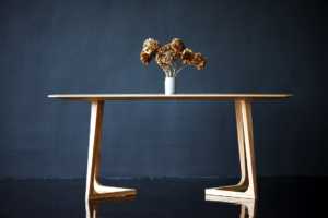 Nowoczesny stół drewniany, nowoczesny stół dębowy, stół do jadalni inspiracje